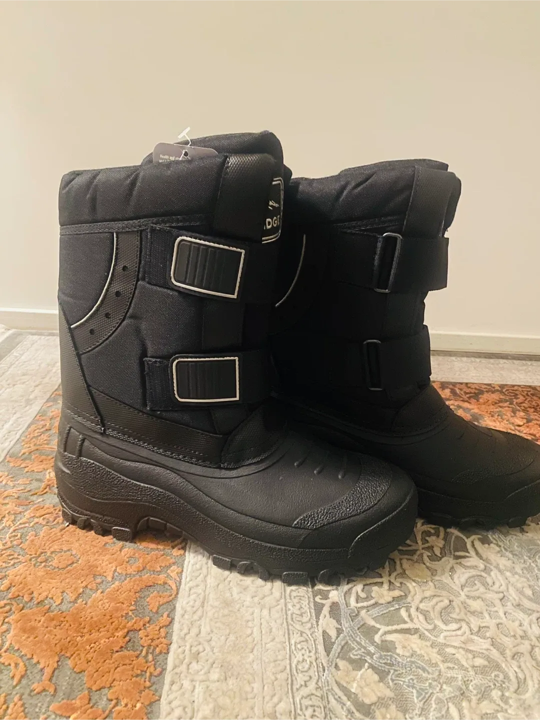 New (Unused) Arctic Ridge Black Winter Boots - Size 10