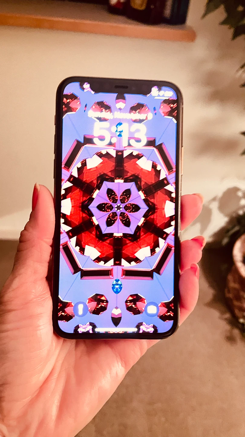 iPhone 11 Pro Gold - photo 3