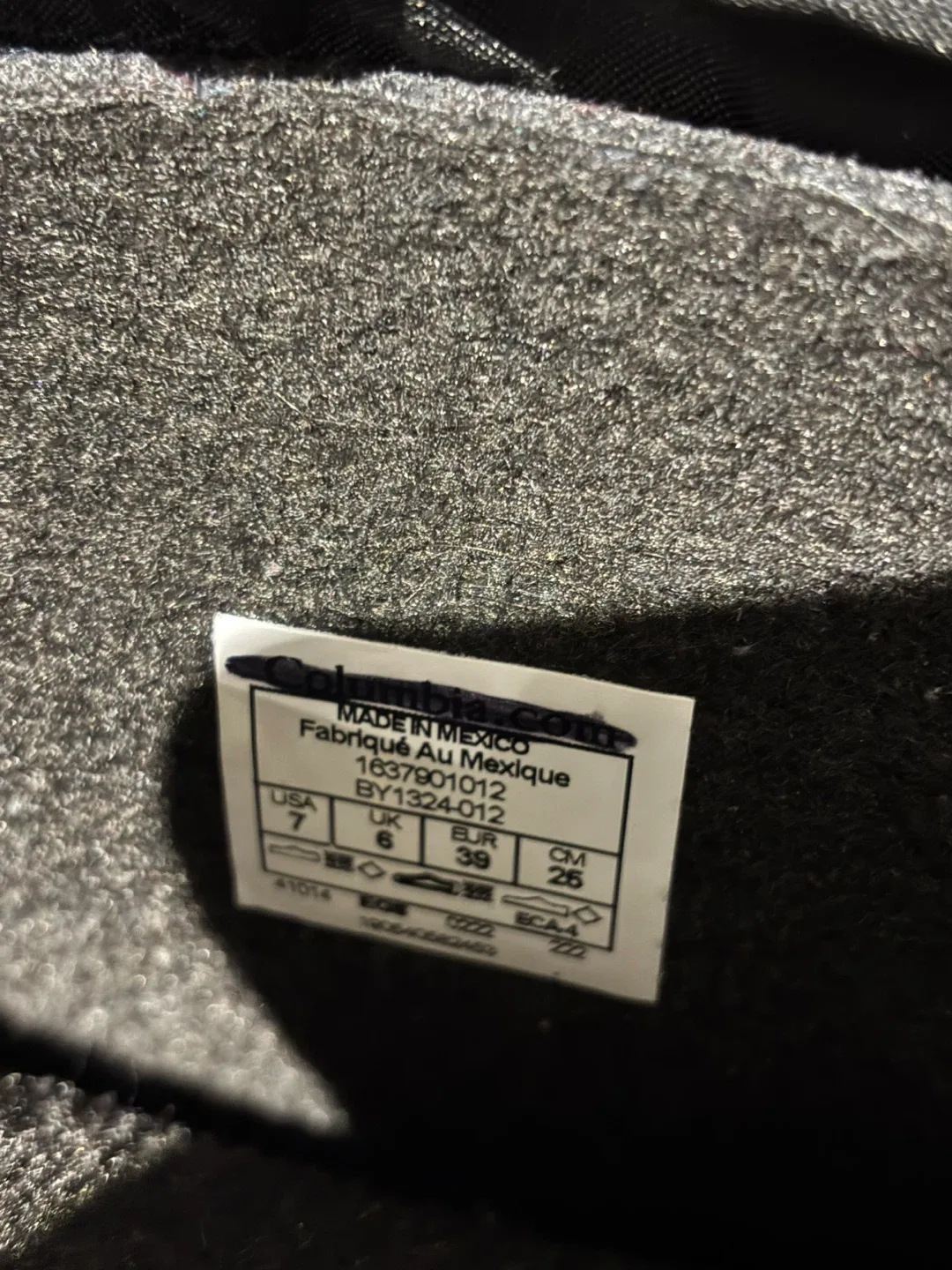 Columbia Snow Boots - Size 7 image indicator(2)