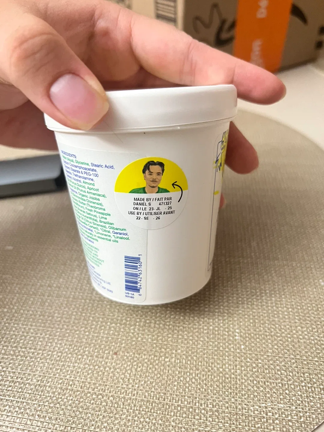 Lush Pineapple Facial Wash (240g) image indicator(2)