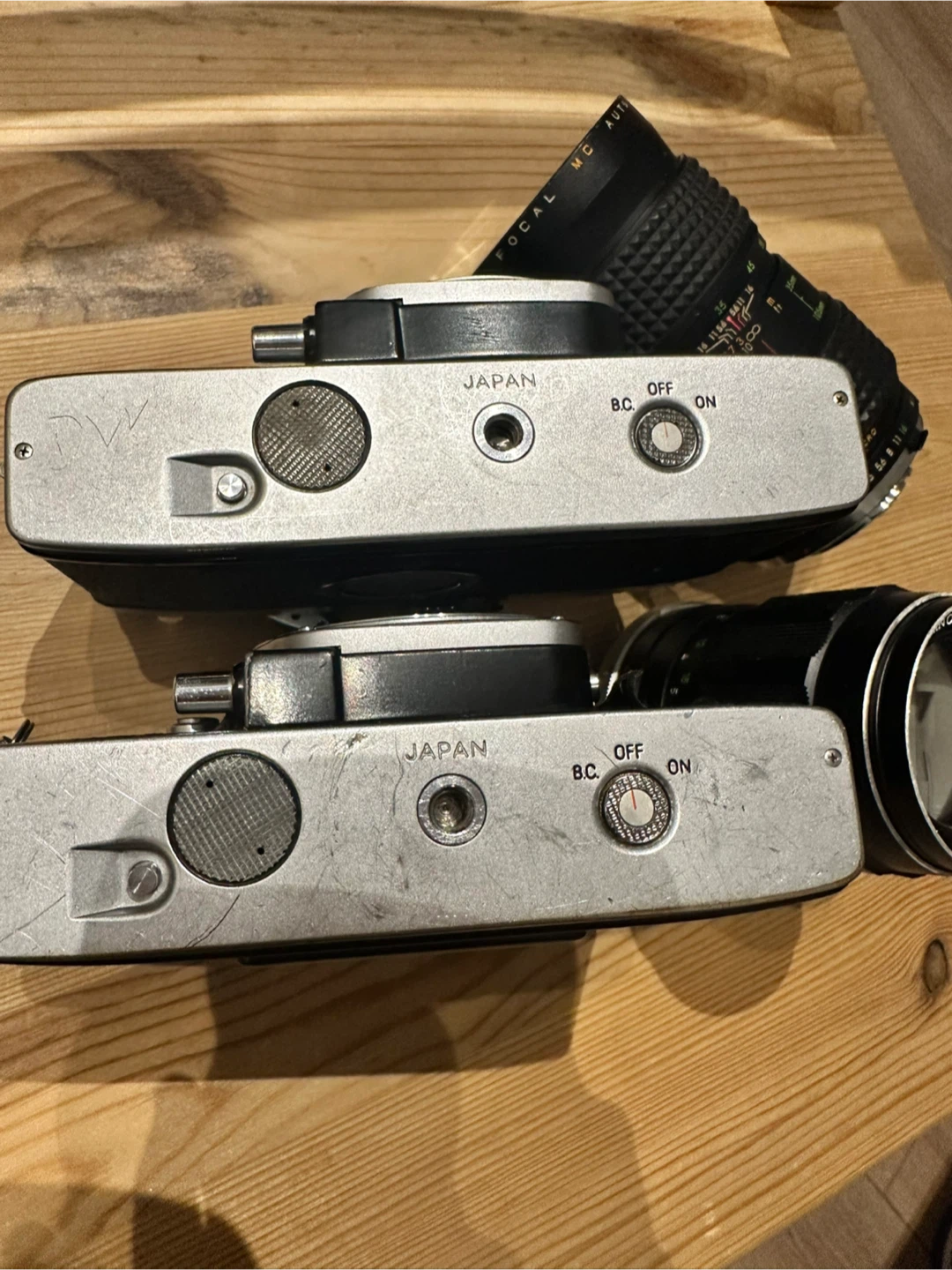 Minolta SRT 101 and SRT 201 Film Cameras + Lenses - photo 2