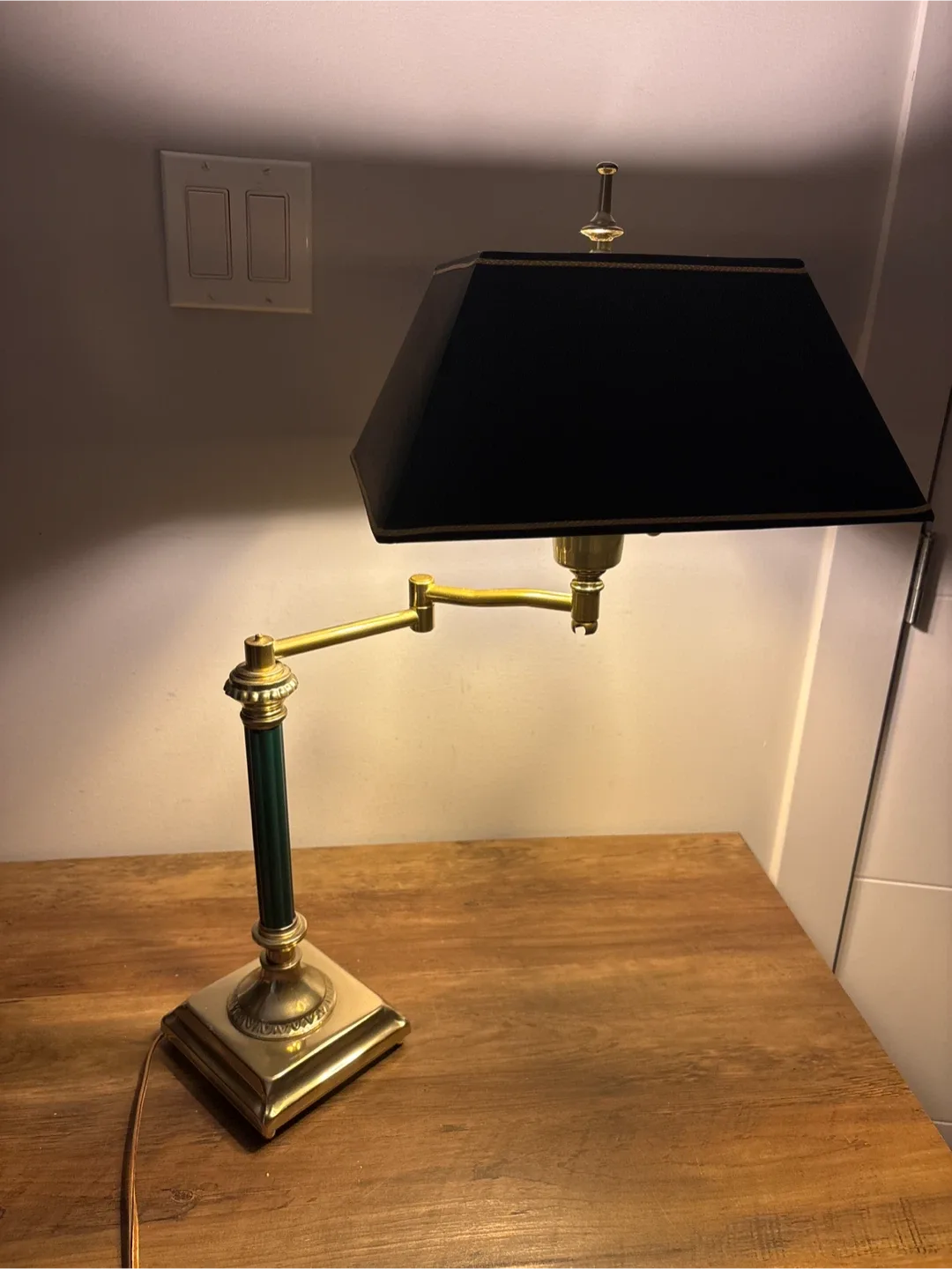 Vintage Brass and Green Metal Table Lamp image indicator(8)
