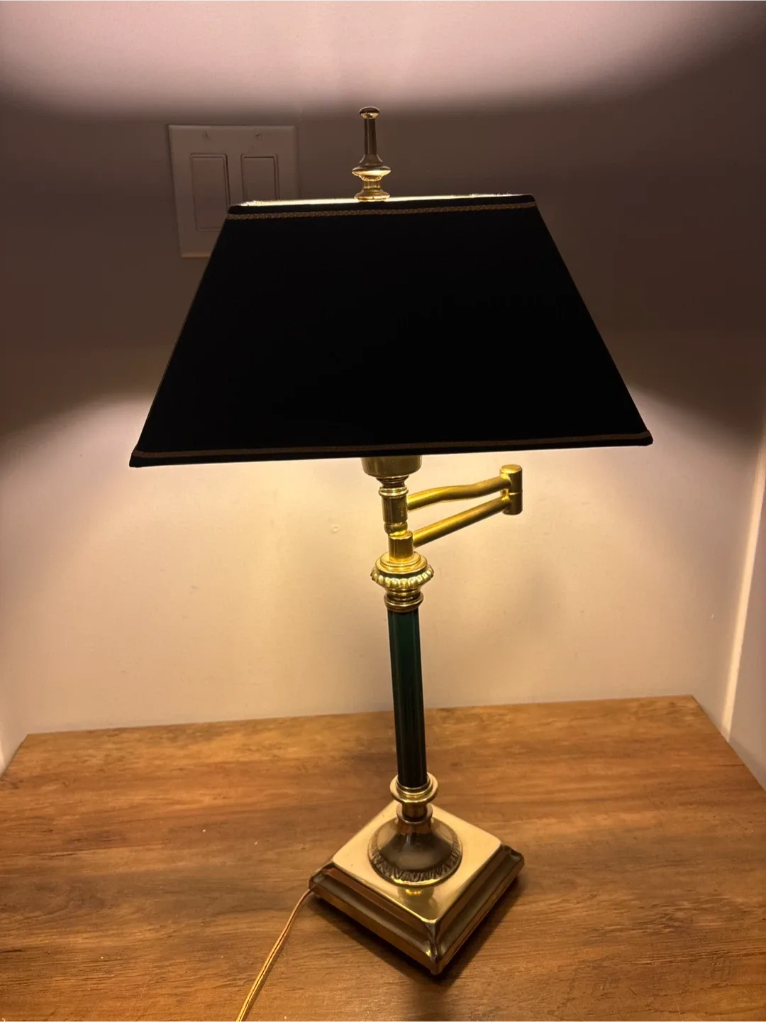 Vintage Brass and Green Metal Table Lamp image indicator(9)