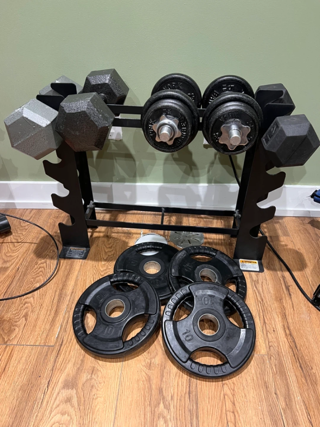 Dumbbells and weights with Rack & Plates