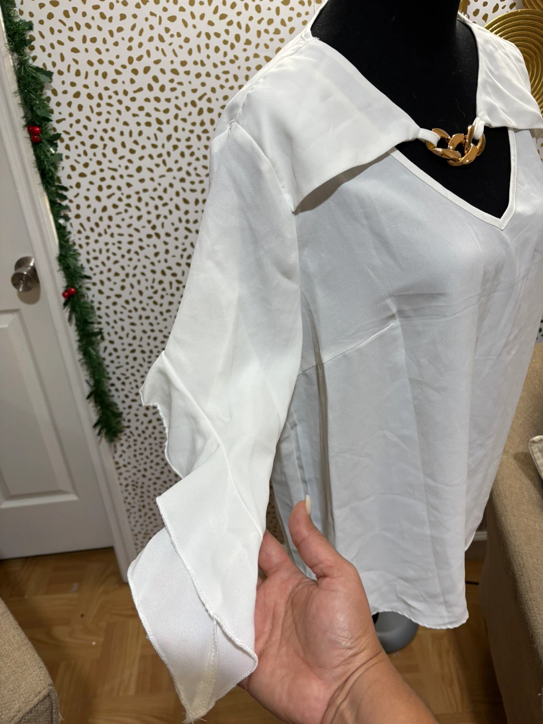 Shein Curve White Blouse - Size 0XL - photo 4