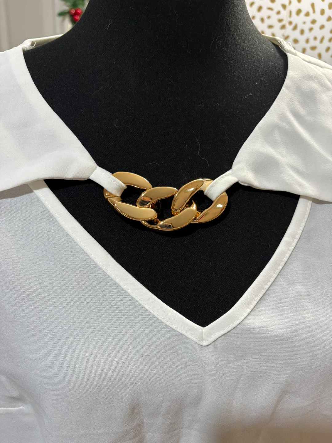 Shein Curve White Blouse - Size 0XL - photo 3