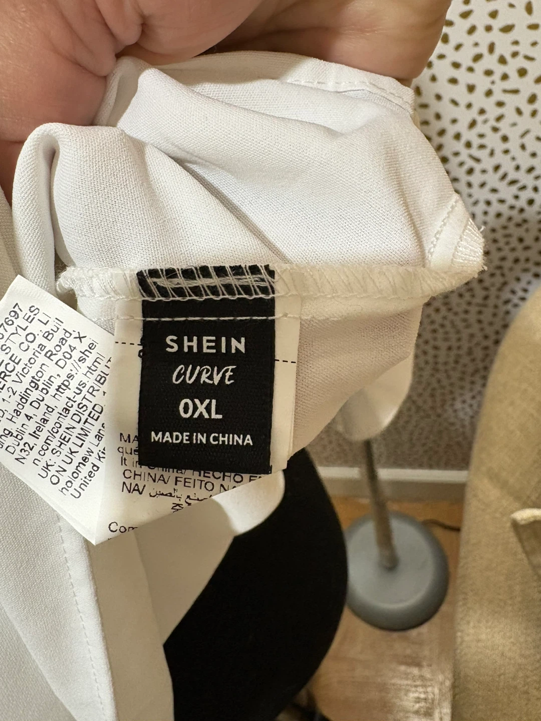 Shein Curve White Blouse - Size 0XL - photo 5