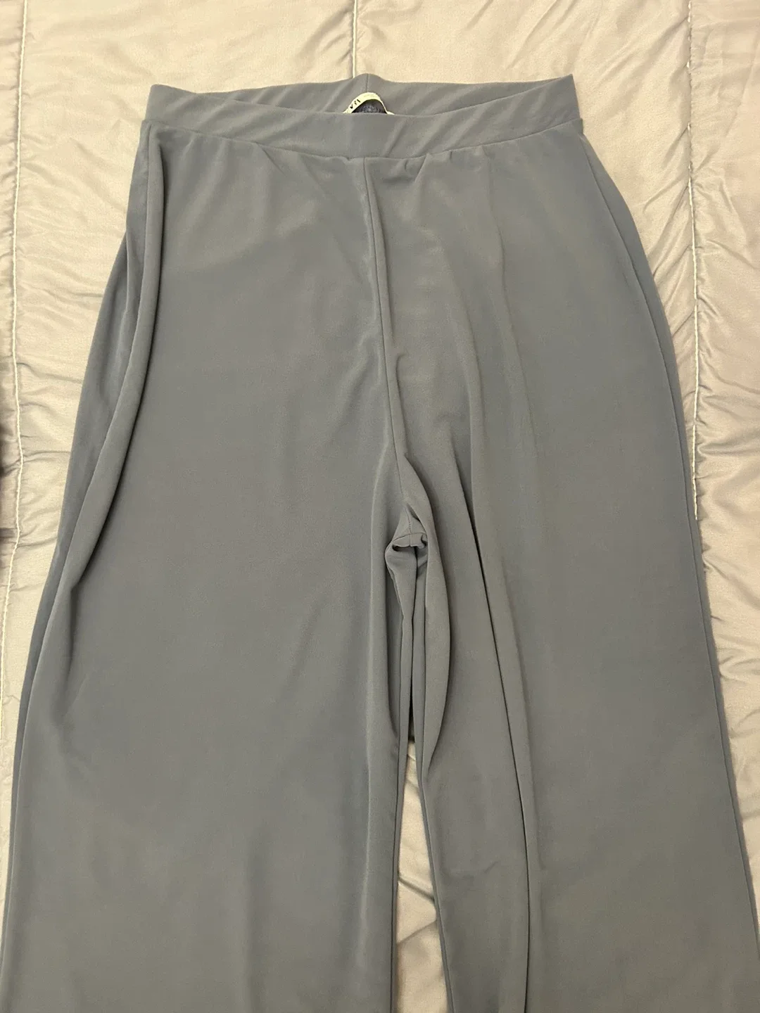 Zara Blue Flowy Pants - Size M image indicator(4)