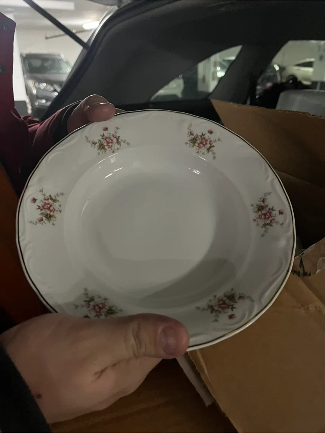 Vintage Floral China Set image indicator(5)