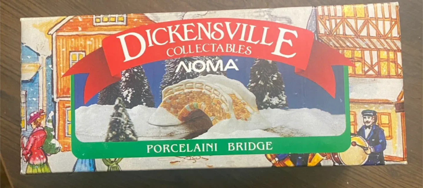Noma Dickensville Porcelaini Bridge Collectable