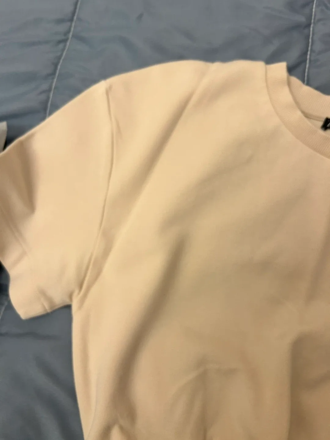 Zara Beige Cropped Sweatshirt - Size M image indicator(3)