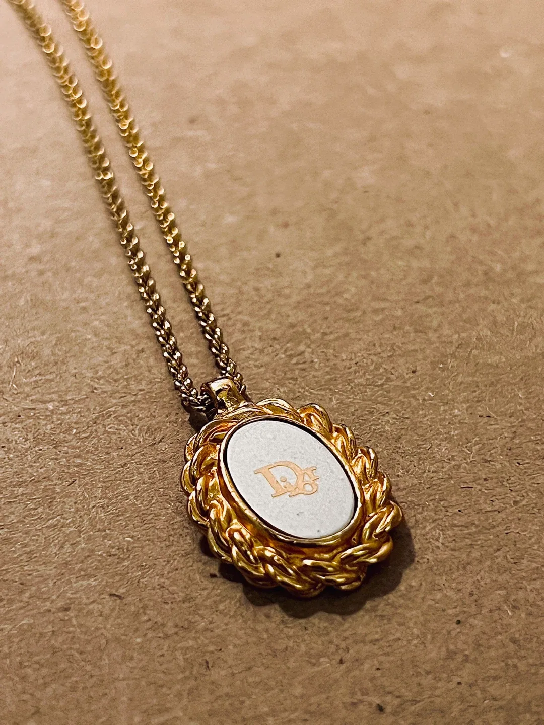 Christian Dior Gold Necklace image indicator(5)