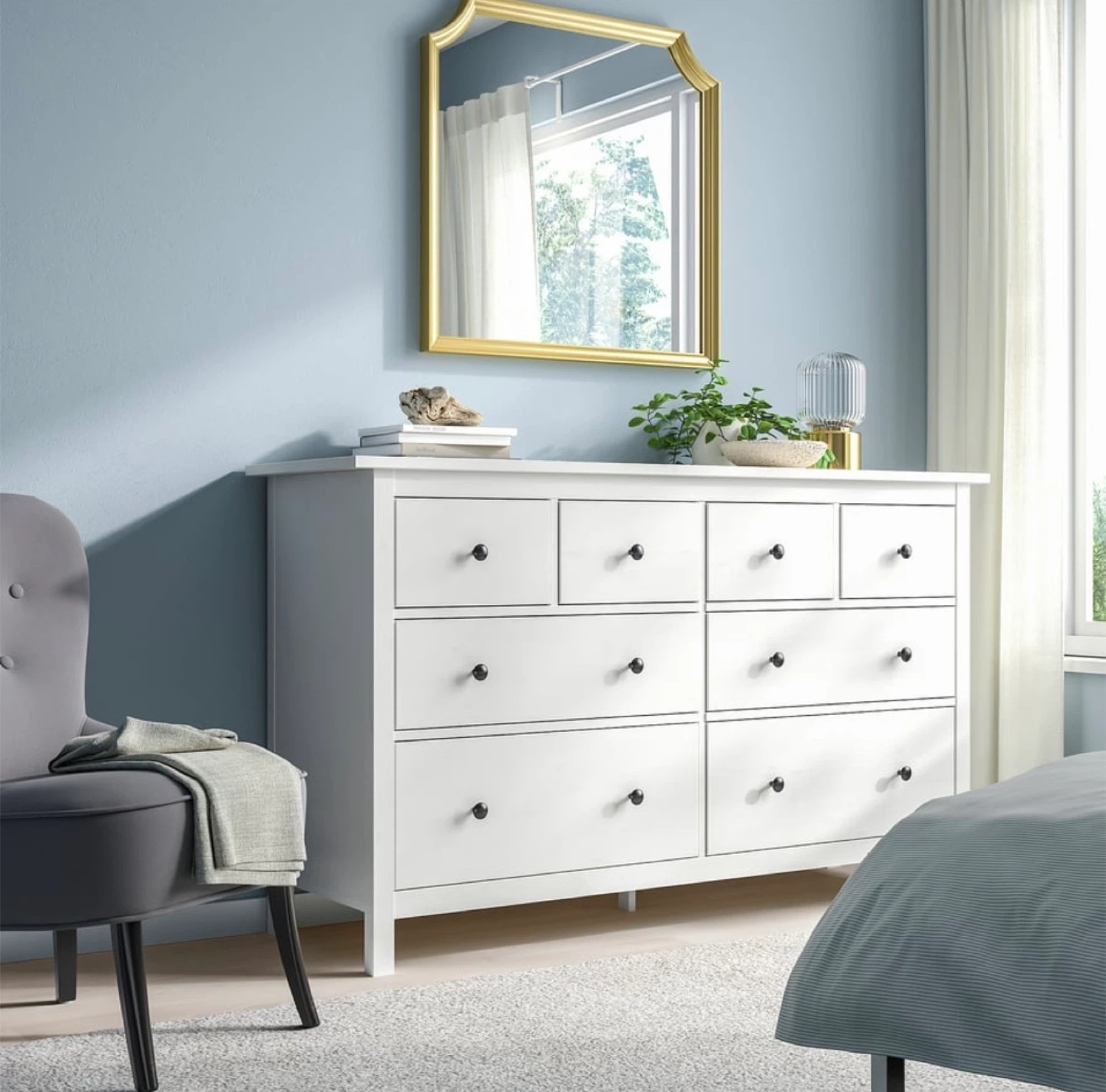 IKEA Hemnes White Dresser (63") - photo 5