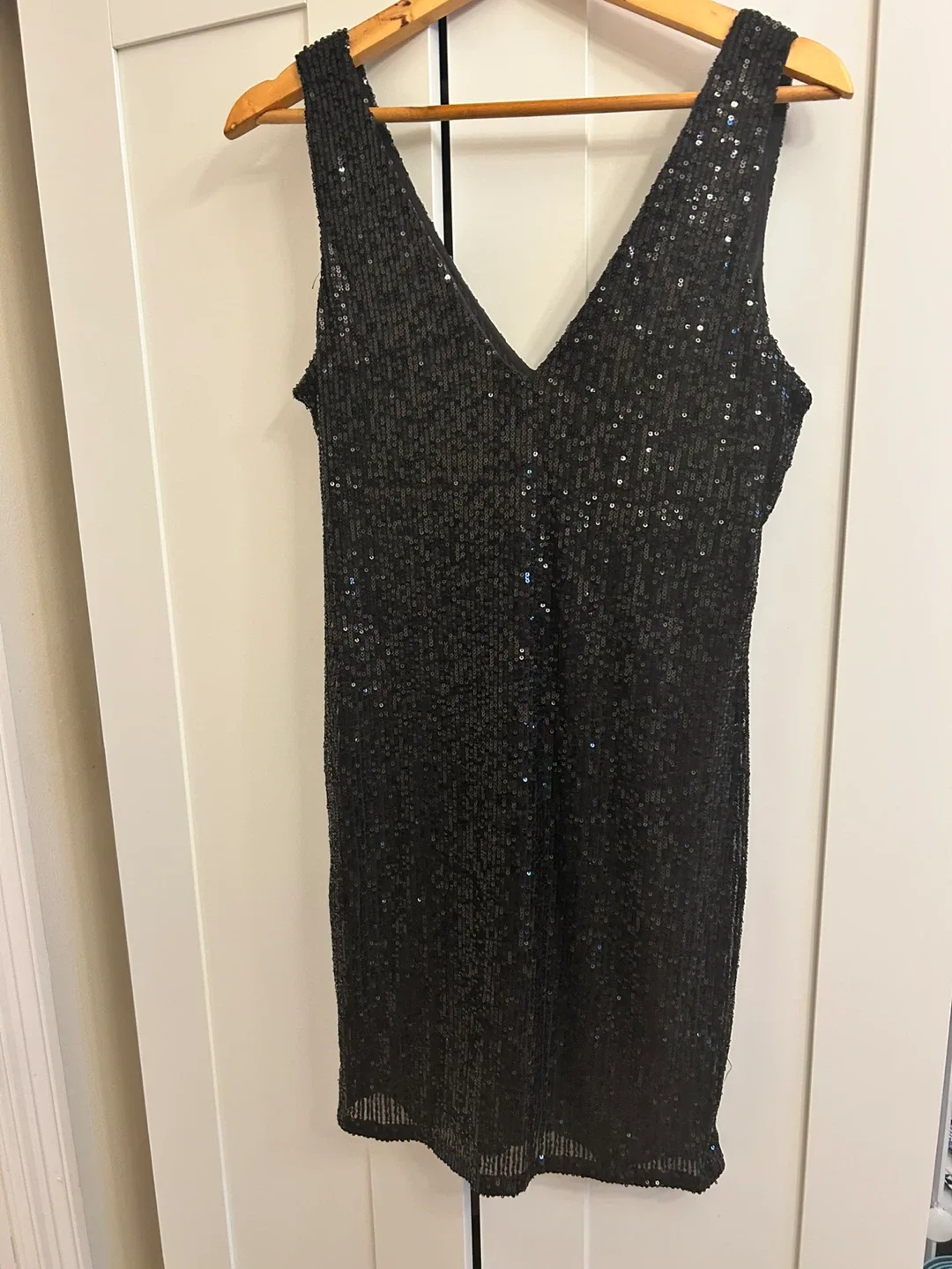H&M Black Dress - Size M image indicator(4)