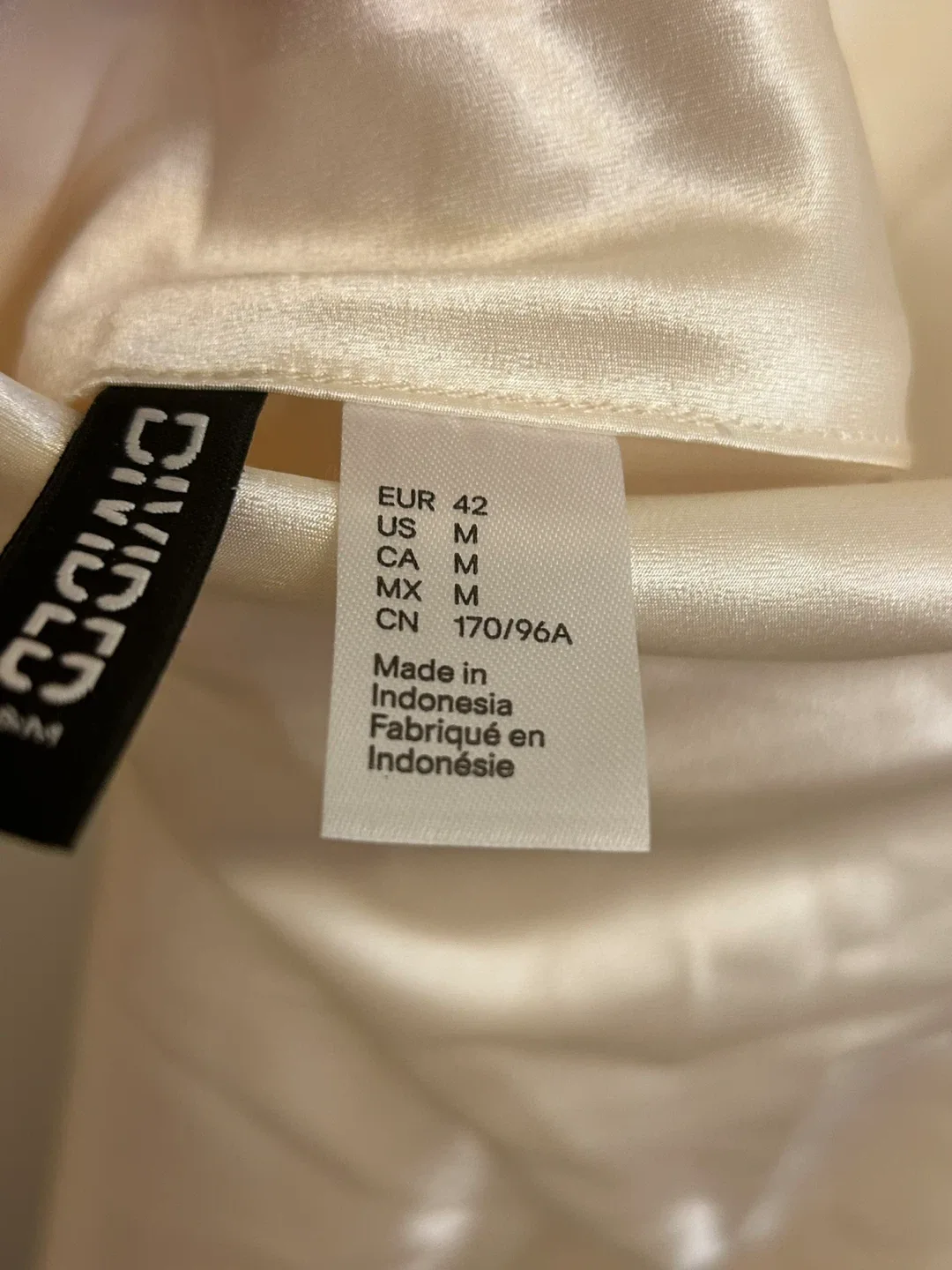 H&M Divided Cream Slip Dress - Size M image indicator(3)