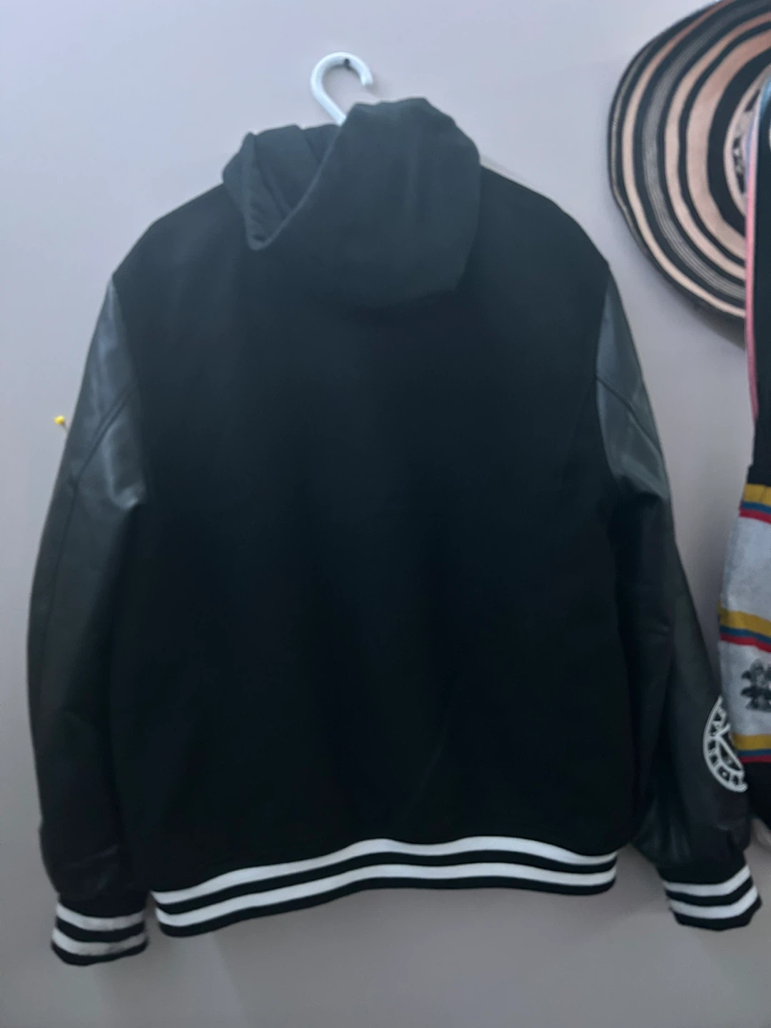 Guess Varsity Jacket - XXL - photo 5