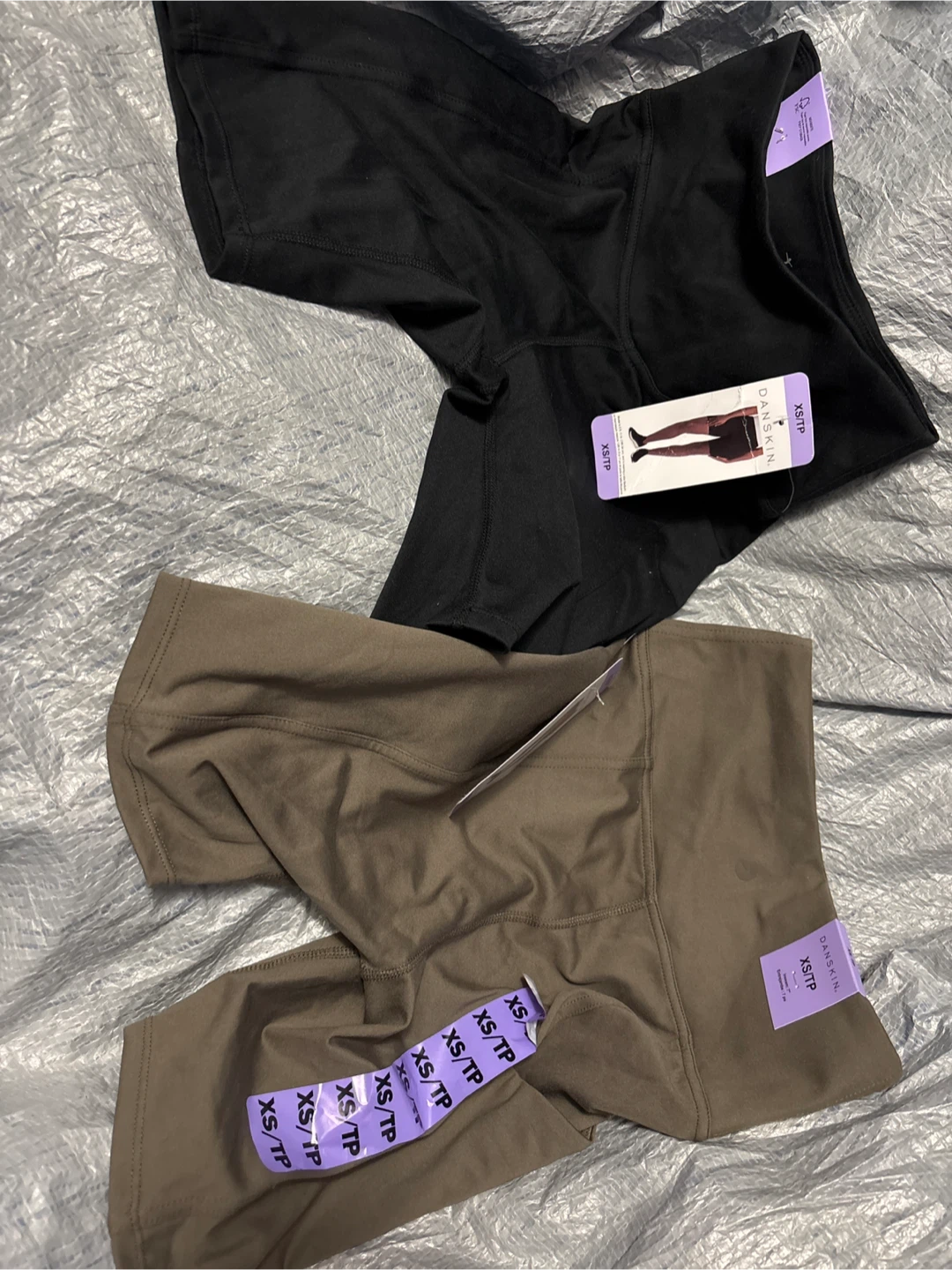 2pc Danskin XS/TP Bike Shorts - Black and Olive
