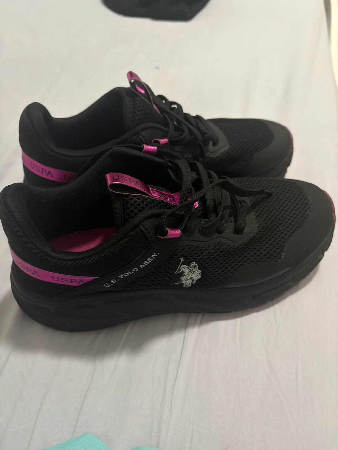 U.S. Polo Assn. Black Sneakers - Size 6 image indicator(3)