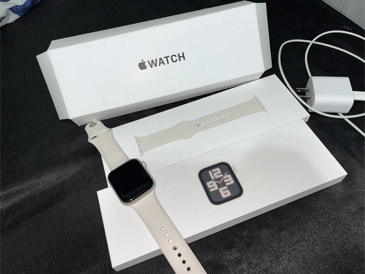 Apple Watch SE 2 (44mm GPS) – Like New