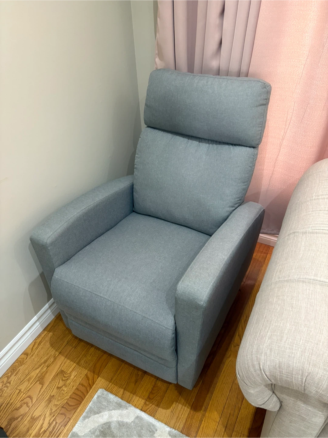 Light Grey Recliner Chair - photo 2