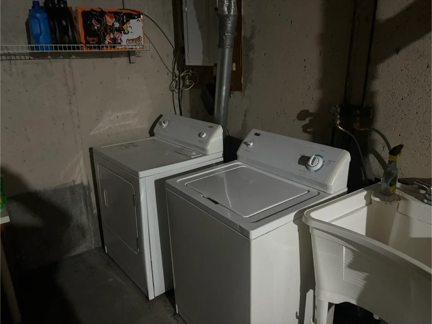 Roommate Wanted image indicator(10)