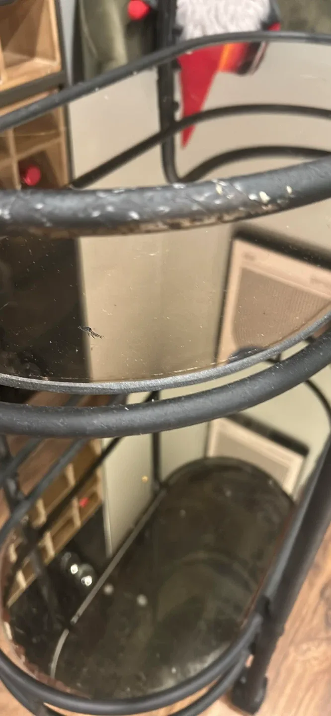 Metal & Glass Bar Cart image indicator(7)