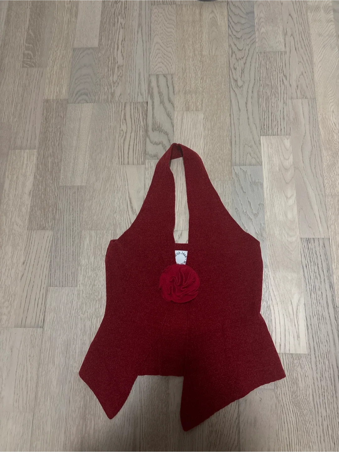 With Jéan Rose Top in Red image indicator(3)