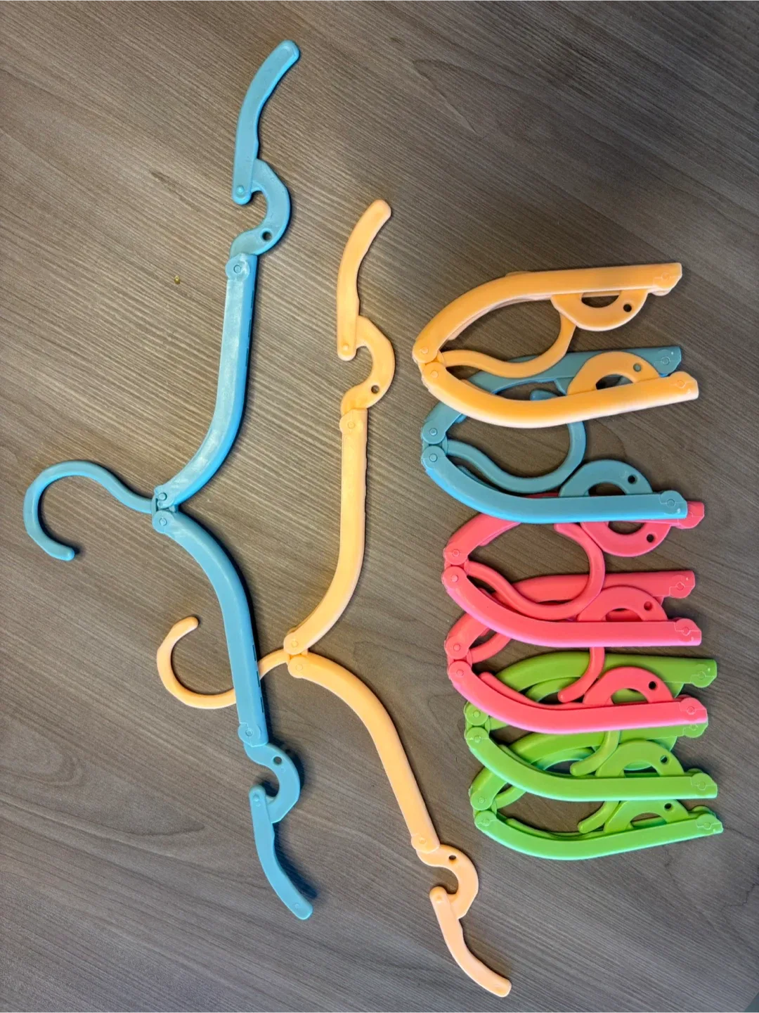 8 Folding Travel Clothes Hangers 🥕 image indicator(2)