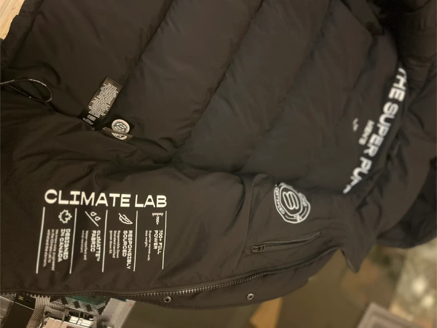 Super Puff Aritzia Men's Jacket XS image indicator(2)