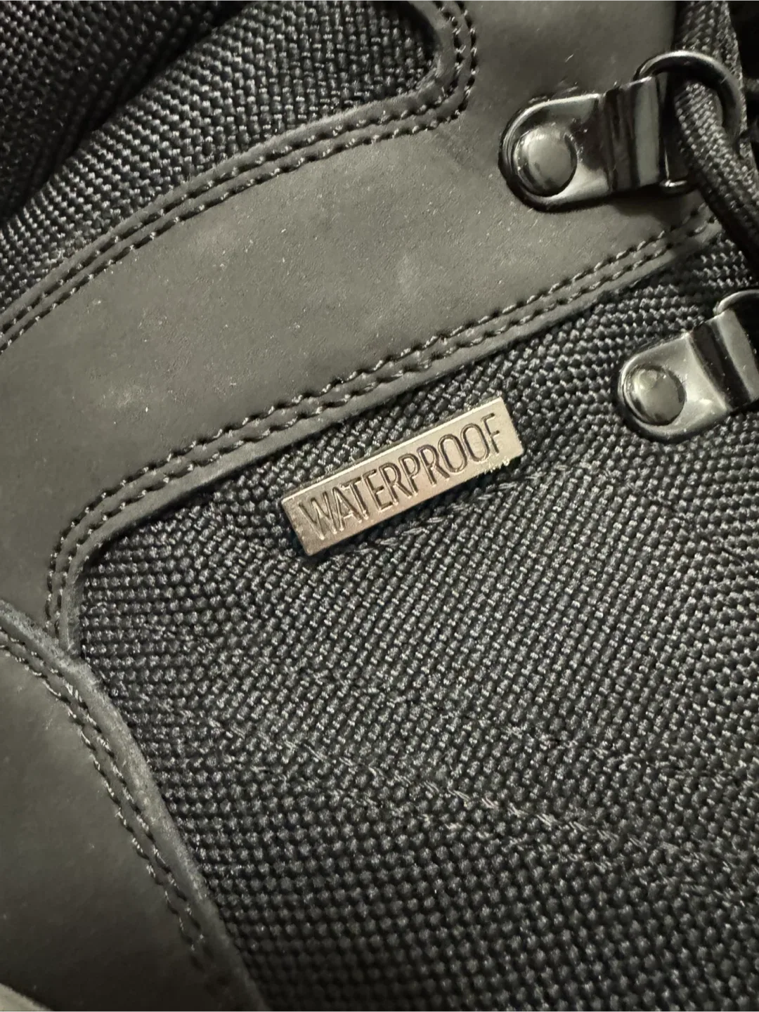 Elements Waterproof Insulated Winter Boots image indicator(3)