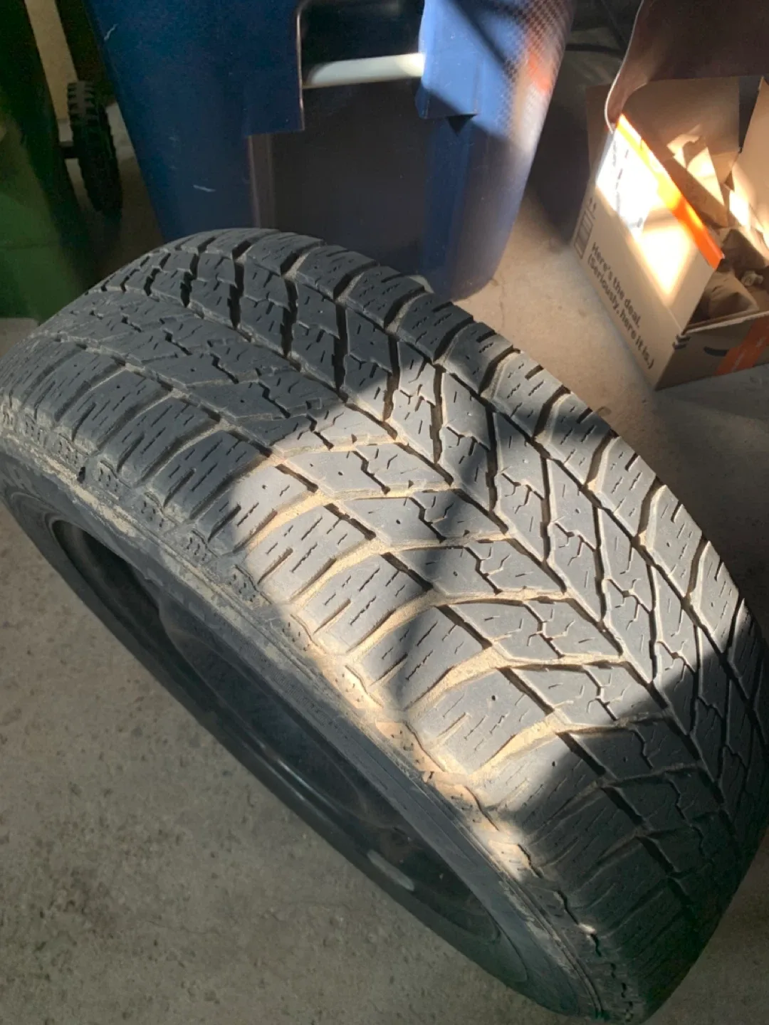 Used winter with Steel RimTires 235/55R17 image indicator(3)