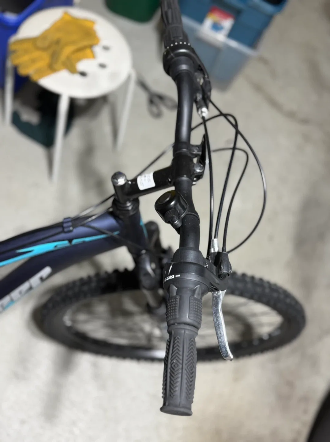 Hyper 26" Razor Mountain Bike - Blue image indicator(5)