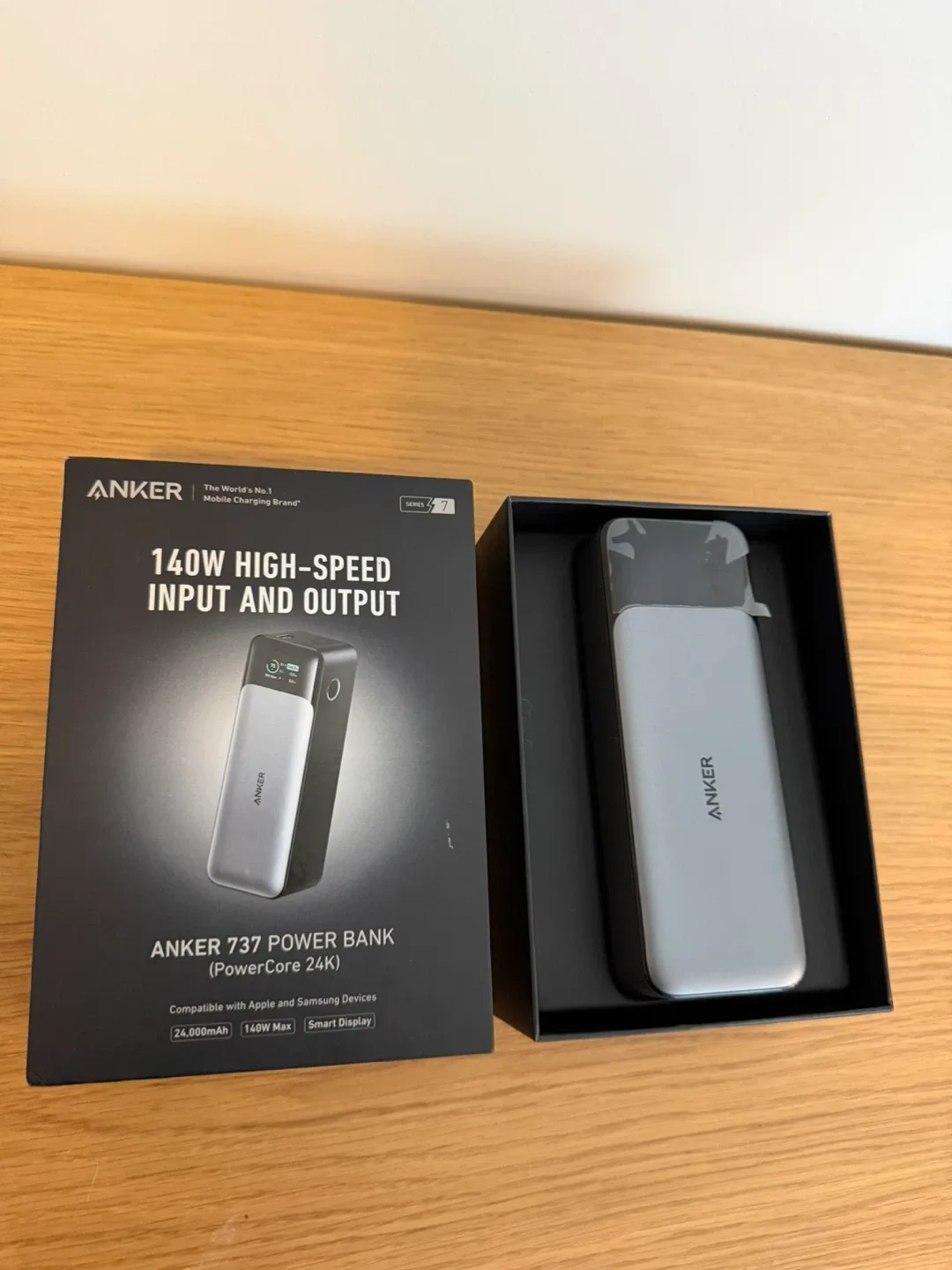 Anker 737 Power Bank (PowerCore 24K) 140W