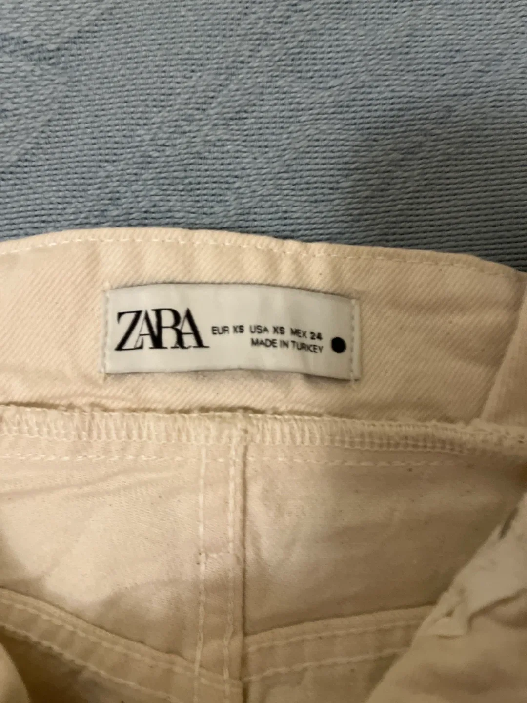 Zara XS Skirt image indicator(3)