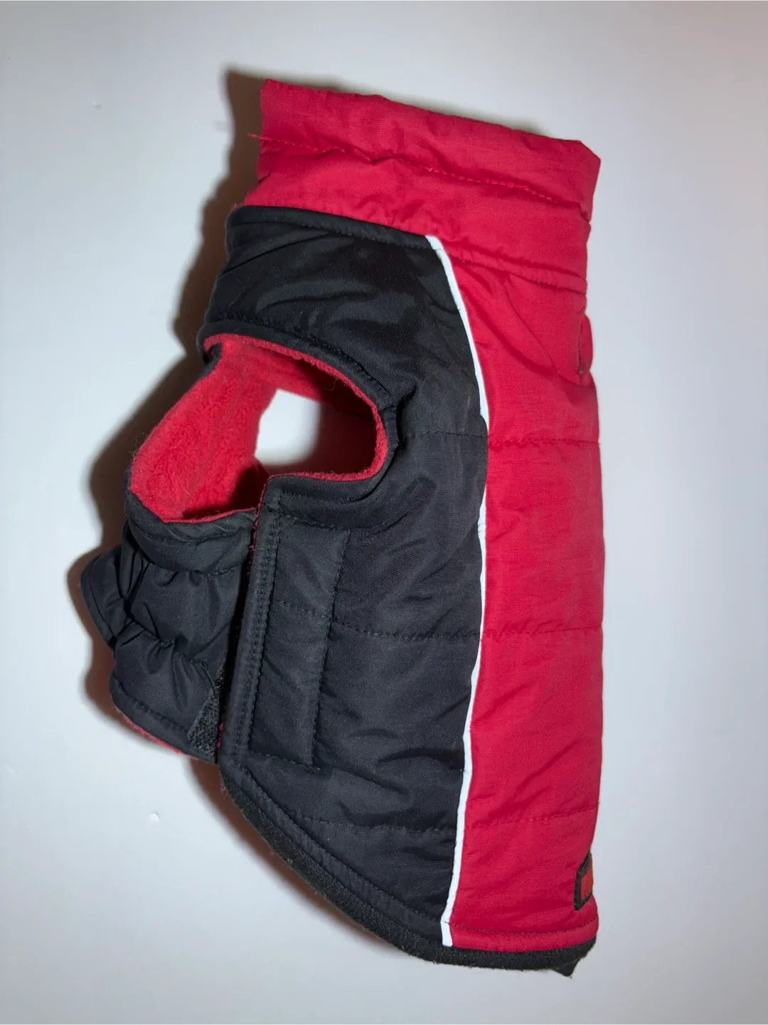 Kong XS Dog Jacket with Reflective Stripe image indicator(2)