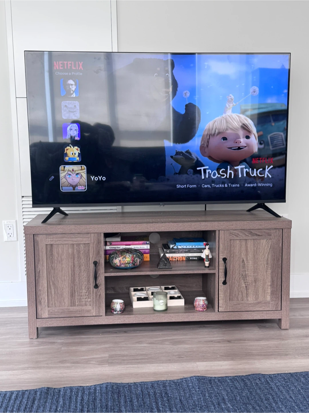 LG 55" 4K UHD HDR LED webOS AI ThinQ Smart TV - 2024