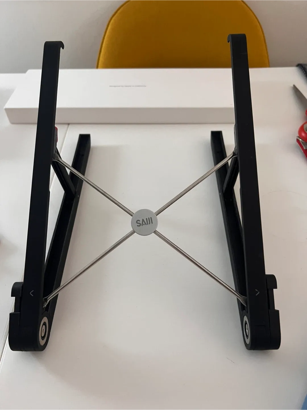 SAIII Laptop Stand - Portable & Adjustable thumbnail