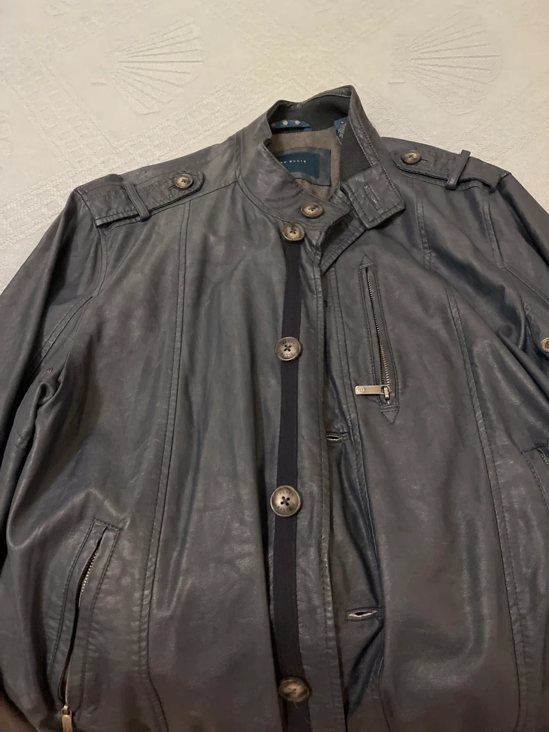 Perry Ellis Leather Jacket, Size L image indicator(2)