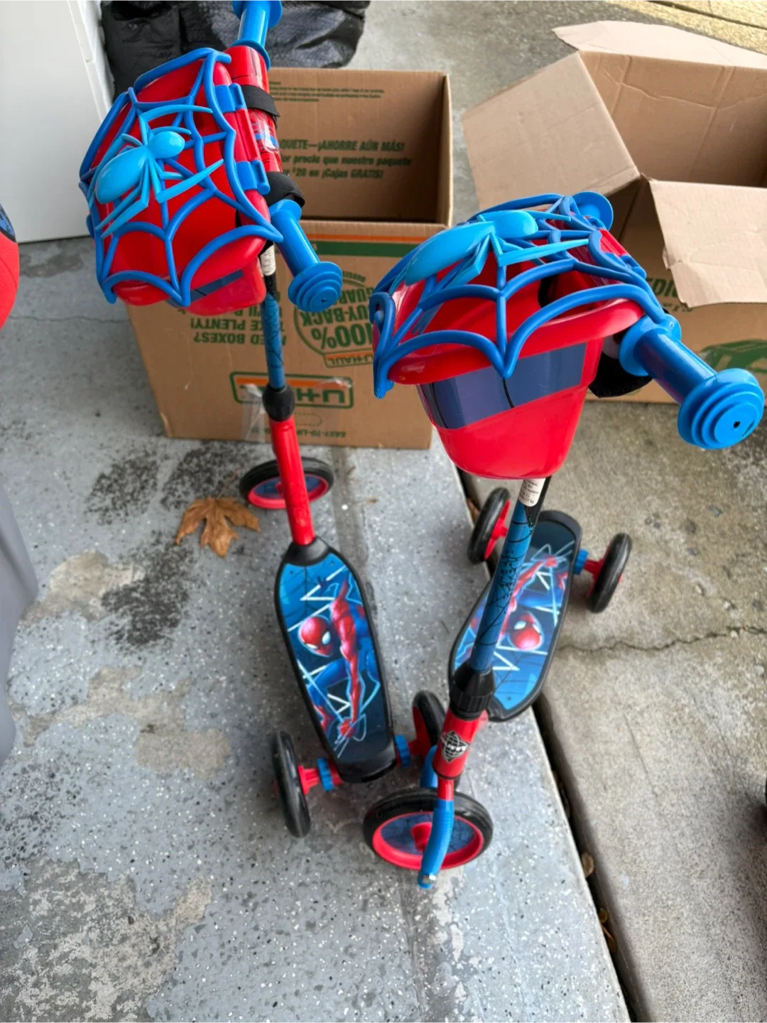 Kids scooters 2 Spider-Man  $20 each image indicator(2)