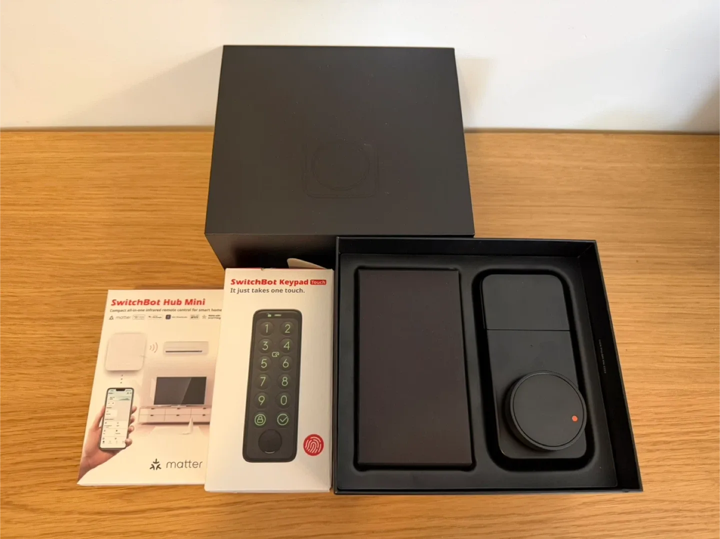 SwitchBot Lock Pro, Keypad Touch & Hub Mini - New