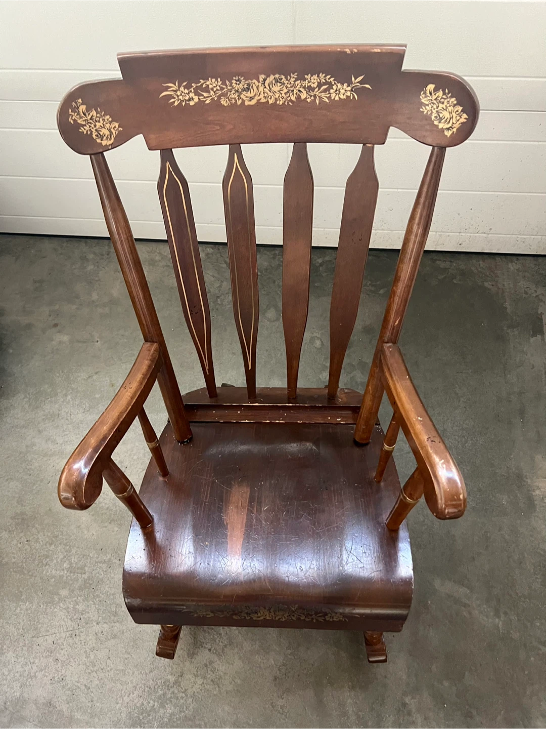 Vintage Wooden Rocking Chair 🥕 - photo 2