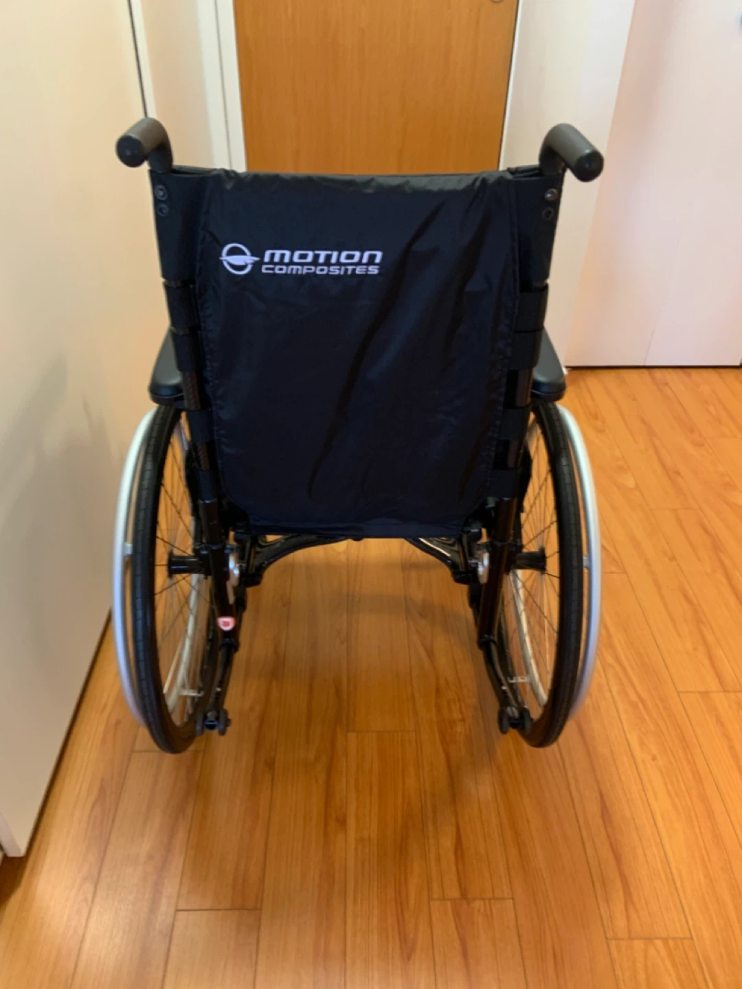 Motion Composite Helio C2 Wheelchair 18x18 - photo 2