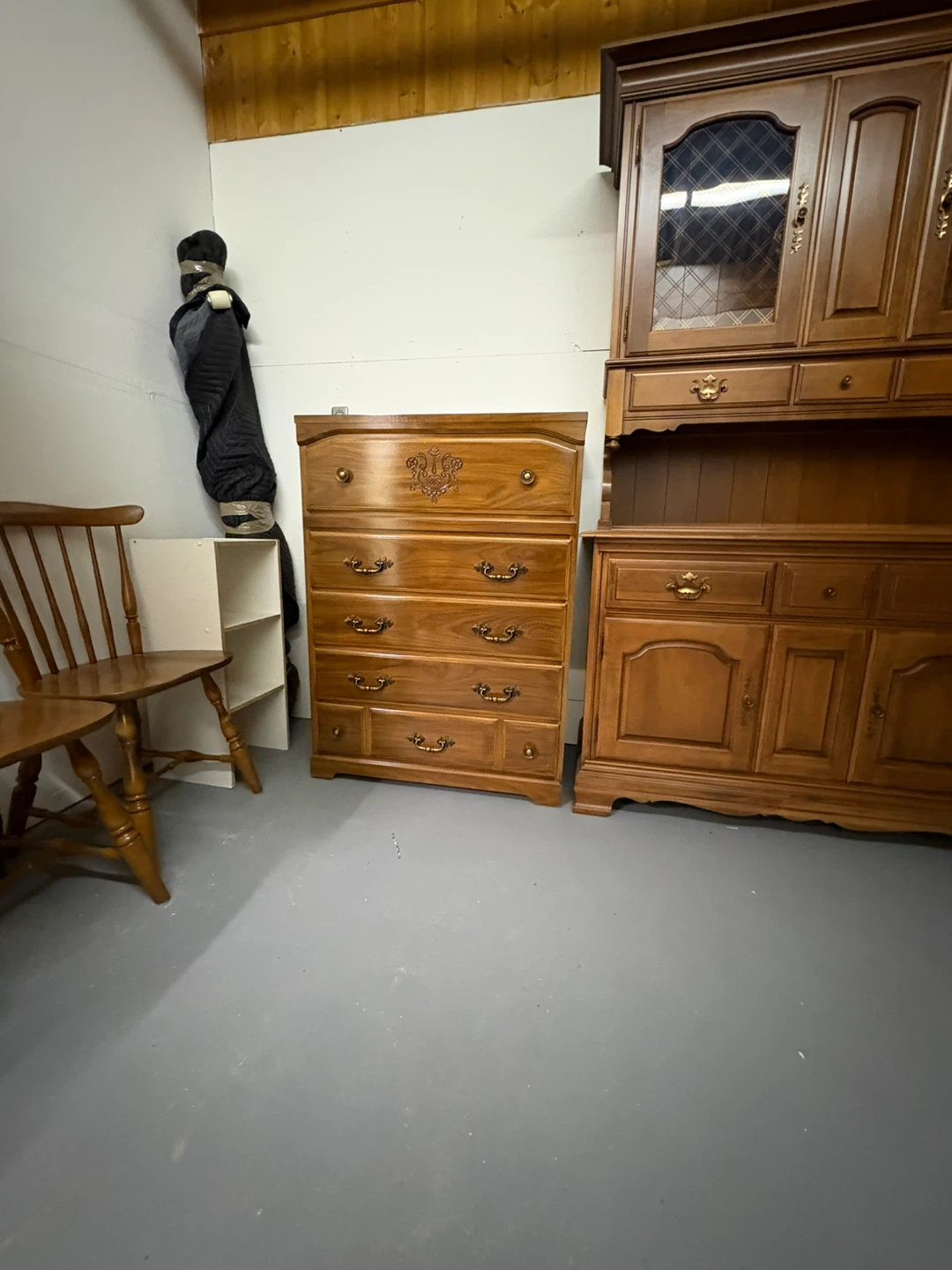 Wooden Dining Table, 4 Chairs & Dressers - photo 2