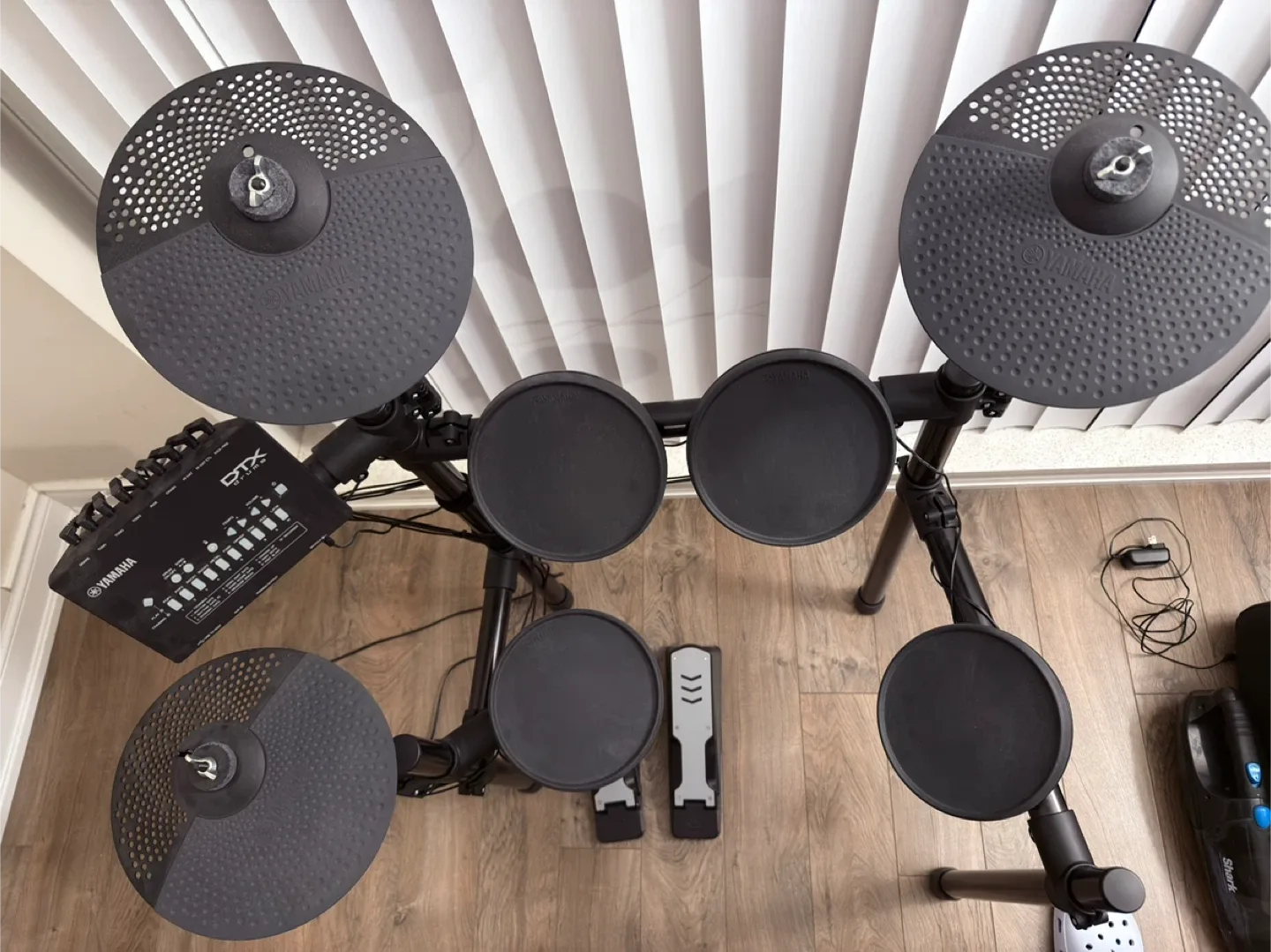 Yamaha DTX 402K Electronic Drum Kit