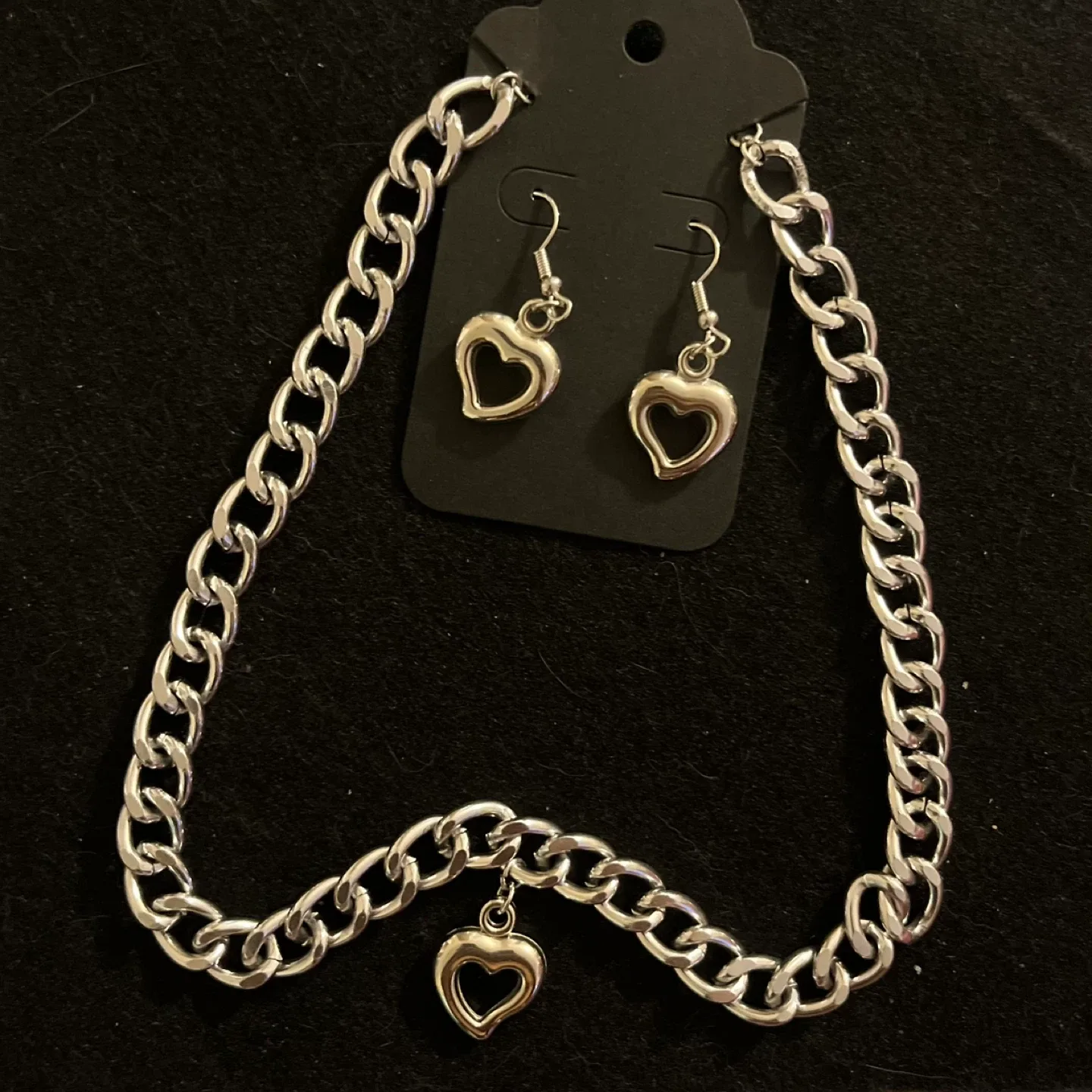 Silver Heart Necklace & Earring Set thumbnail