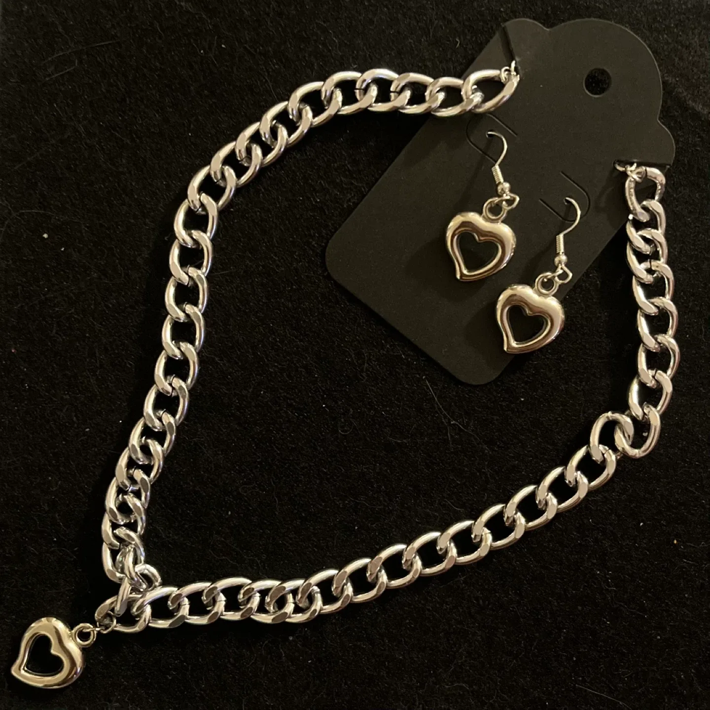 Silver Heart Necklace & Earring Set image indicator(4)