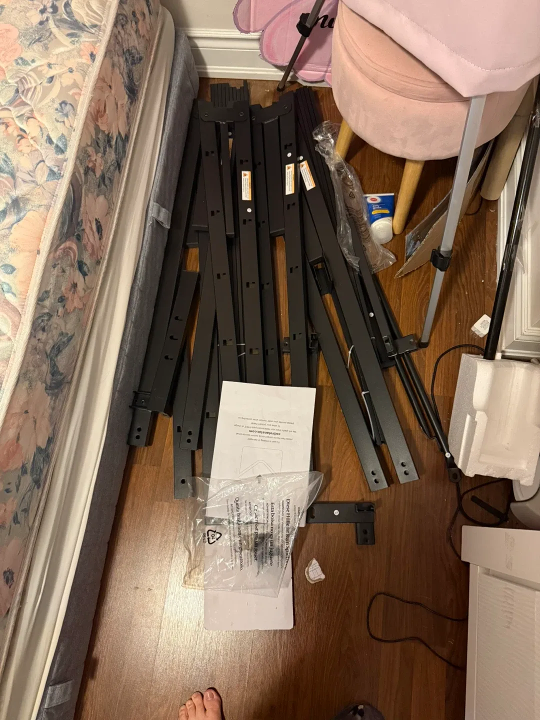 Metal Bed Frame with USB Ports image indicator(2)