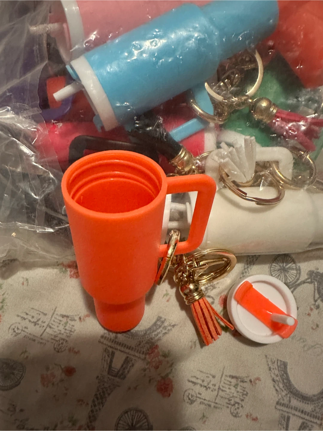 Miniature Tumbler Keychains - photo 3