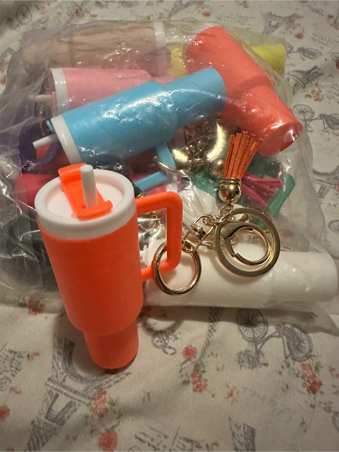 Miniature Tumbler Keychains - photo 2