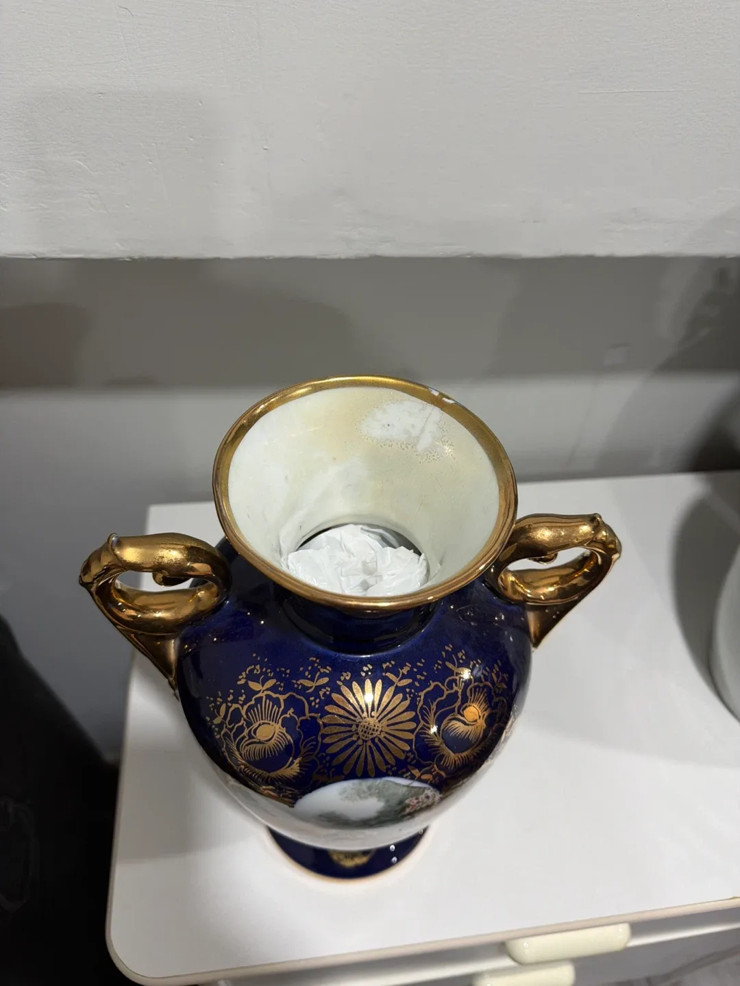 Vintage Blue & Gold Decorative Vase image indicator(3)